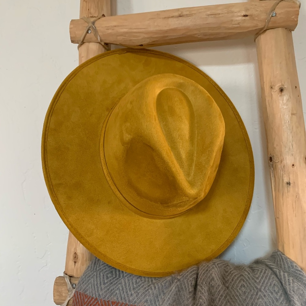 “Golden Hour” - Flat brim hat